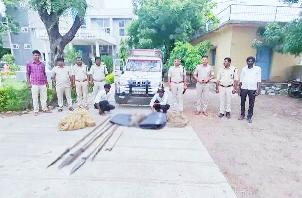 ಕಾಡು ಹಂದಿ ಬೇಟೆ, ಸಾಗಾಟ : ಇಬ್ಬರ ಬಂಧನ..