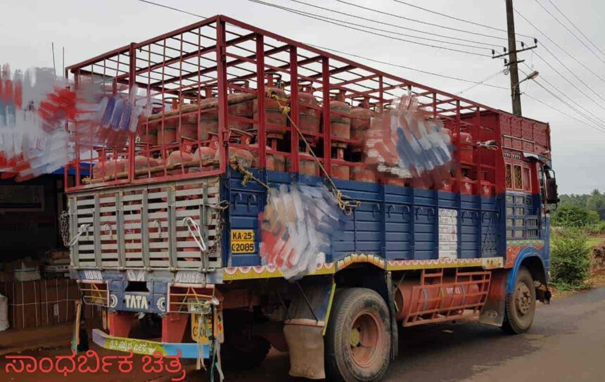 ತುರ್ವಿಹಾಳ: ರಸ್ತೆ ದಾಟುತ್ತಿದ್ದ ವೇಳೆ ಲಾರಿ ಹರಿದಿ ಮಗು ಸಾವು..