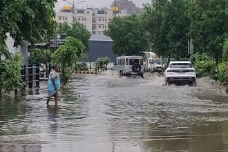 ಈಜುಕೊಳವಾದ ರಾಷ್ಟ್ರೀಯ ಹೆದ್ದಾರಿ ವಾಹನ ಸವಾರರ ಪರದಾಟ..